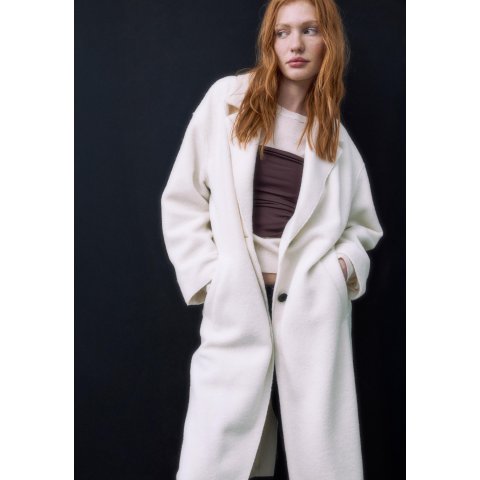 长款羊羔绒大衣