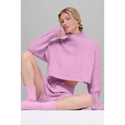 Winter Bliss 高领针织长袖