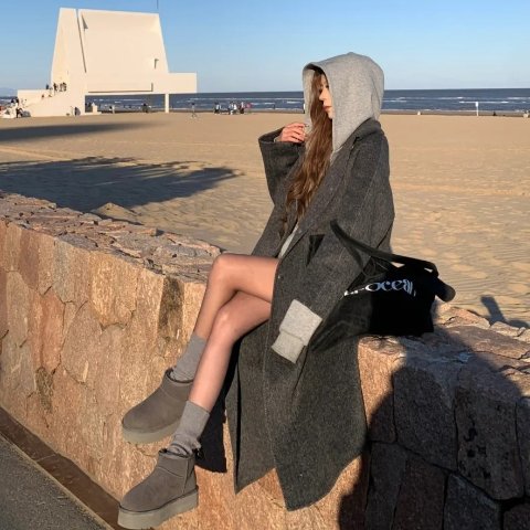 Mini 灰色厚底靴