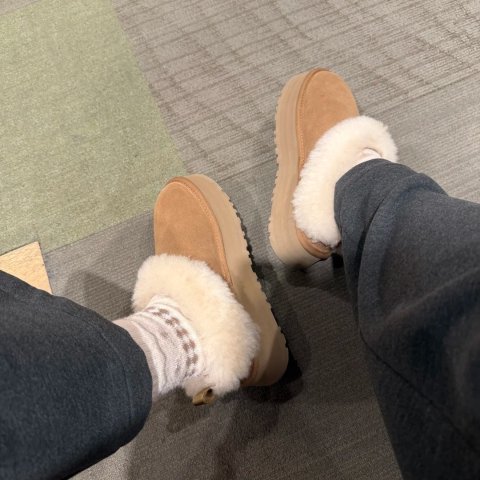 Ugg Tazzelle 女士鞋