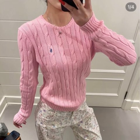 桃粉色针织衫