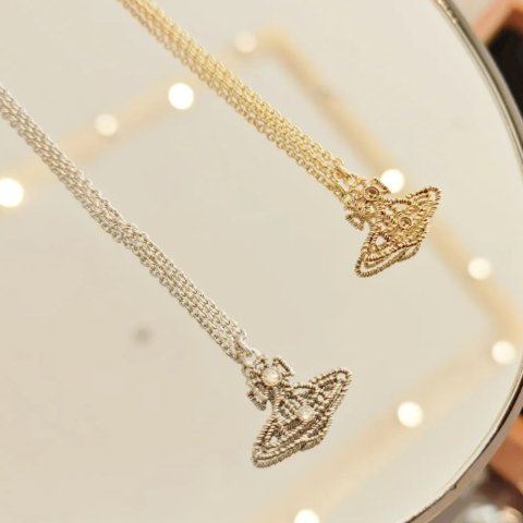 Orb 铂金吊坠项链 水晶