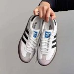 冬季打折季：adidas 官网开促 SL 72 OG复古鞋€50 三叶草休闲裤€34