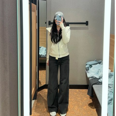 Ribcage 女款喇叭牛仔裤