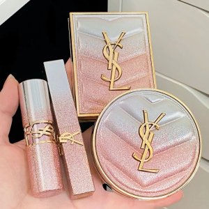 75折起+送7件 爱心唇釉€35