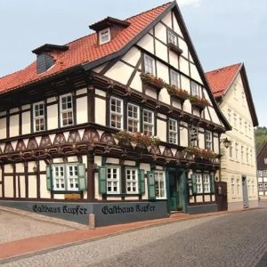 低至€37.33/人/晚(含早)！