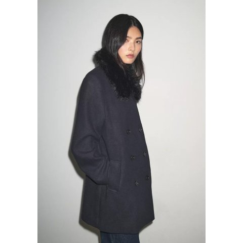 毛领大衣