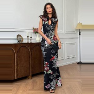 €13收中式龙纹旗袍