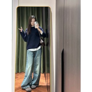 Crewneck 经典圆领毛衣