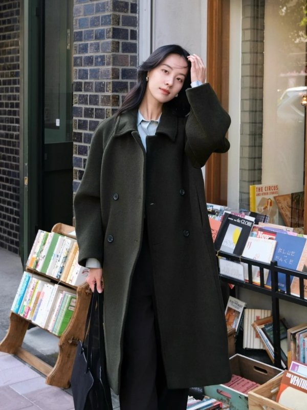 翻领羊毛大衣款
