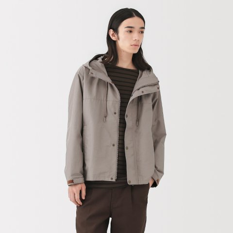 防水；2色可选连帽外套