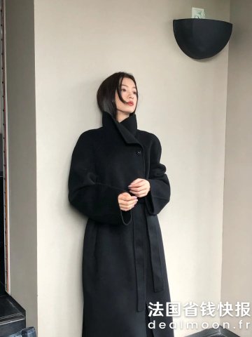 COS翻领羊毛大衣