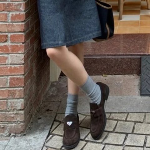 棕色麂皮乐福鞋