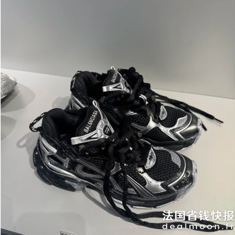Balenciaga跑步鞋