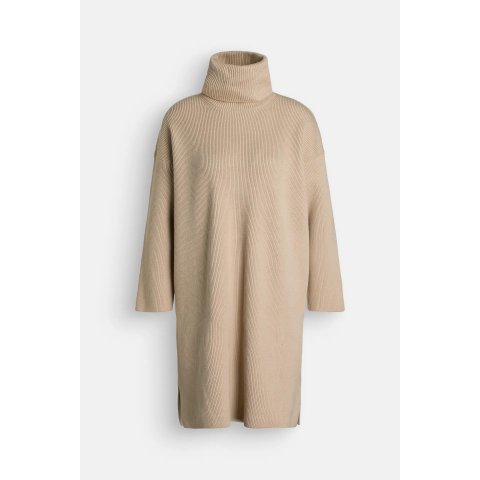 高领针织连衣裙