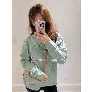 Gamma 轻量连帽衫