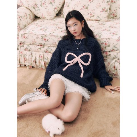Crochet 圆领蝴蝶结宽松毛衣