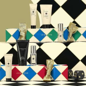 36折 CT枕边话唇釉€15！