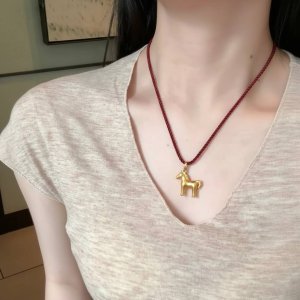 新款9折！封面爆款小马€103