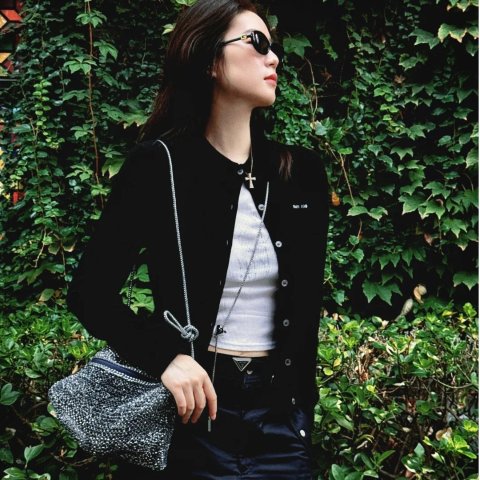 Prada三角标志黑色皮带