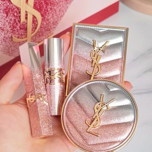 75折起+送7件 爱心唇釉€35