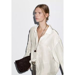 丝光白飘逸衬衫