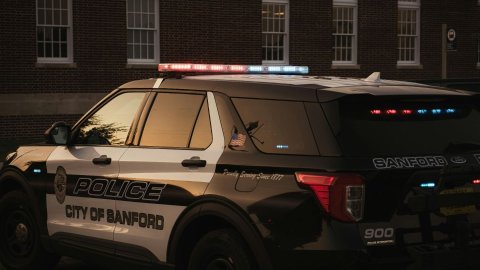 深夜惊魂！意大利小镇男子家中离奇身亡，妻子目睹惨状当场不适送医