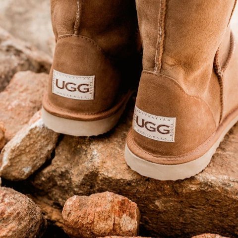 UGG 2月18日截止
