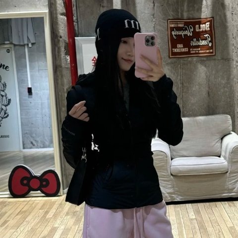 Down for It All 女款羽绒夹克