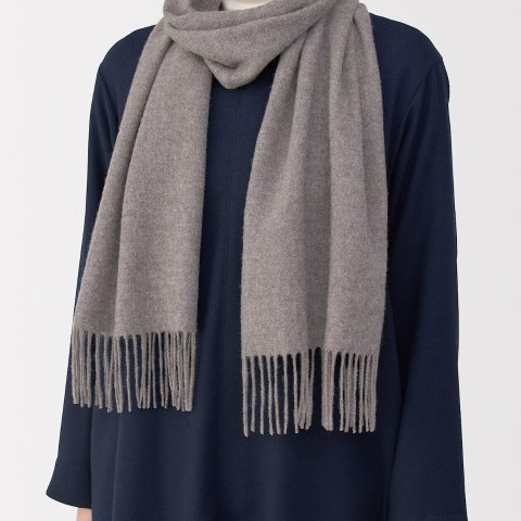 Muji100%羊毛流苏围巾