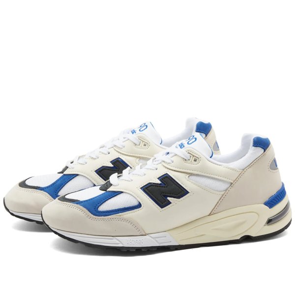 New Balance 运动鞋