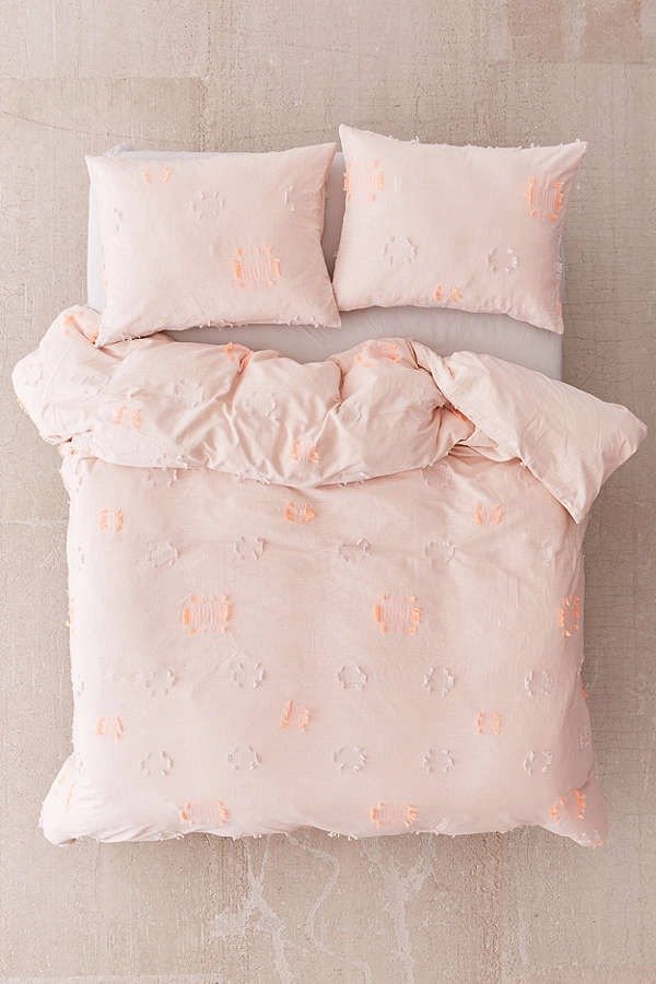 淡粉色床上用品套装