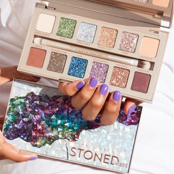 Urban Decay Stoned Vibes眼影盘