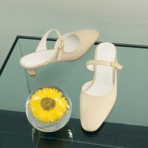 KAREN WHITE 韩风设计感美鞋 高级感拉满 乐福鞋$287
