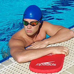 黑五价：Speedo 全场专业泳衣、体育用品热卖