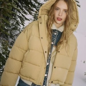 Cyber Monday：Urban Outfitters 全场美衣、鞋包等促销