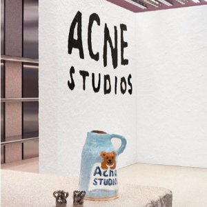 Acne Studios 秋冬款上新 动物系列卫衣也有