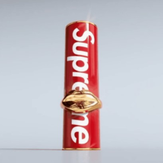 预告：Pat McGrath x Supreme 限量合作款口红专属品牌红色号秋冬上市