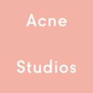 Acne Studios 极简风服饰、配饰、鞋履热卖