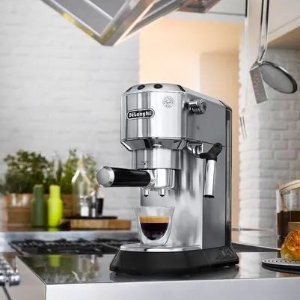 De'Longhi EC680M 意式咖啡机 质感金属外形 带奶泡器