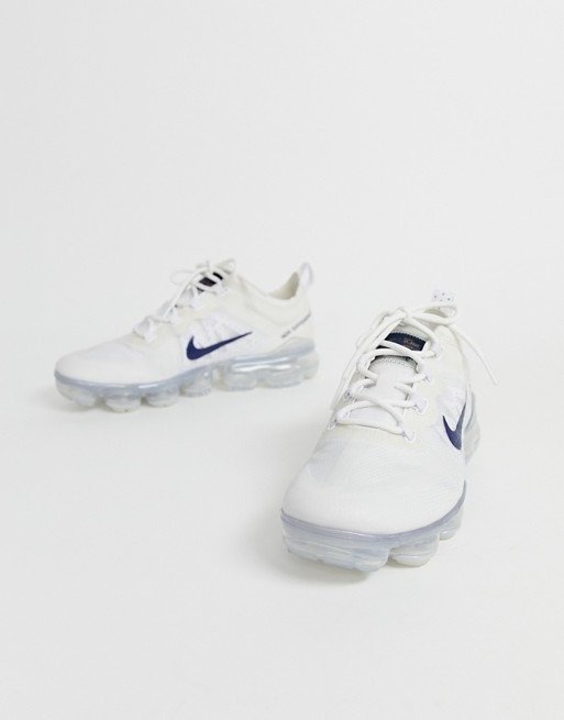White and Navy Vapormax world cup 运动鞋 | ASOS