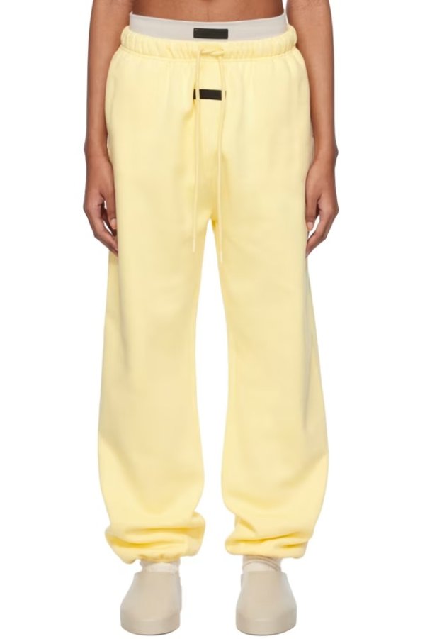 黄色抽绳运动裤