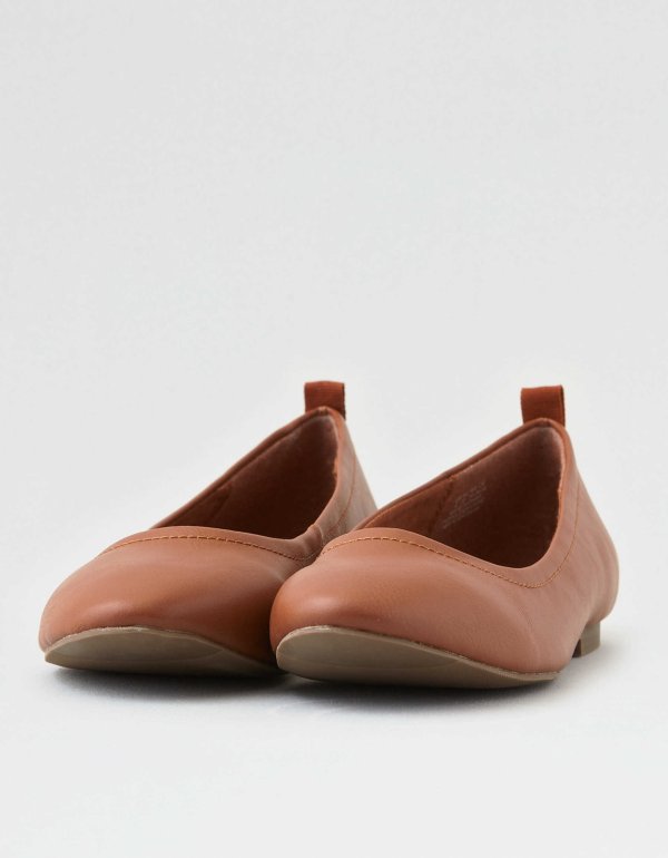 棕色芭蕾舞平底鞋