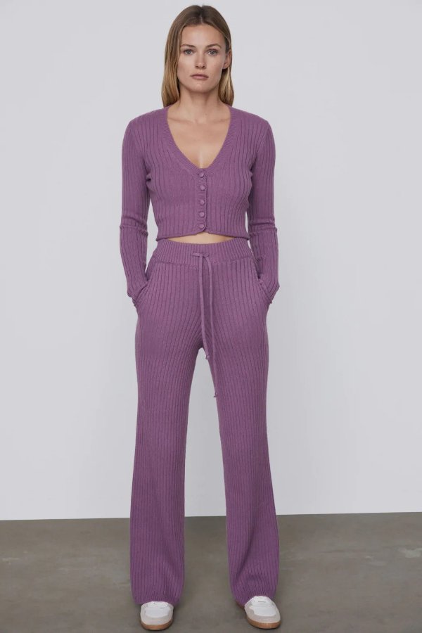 香芋紫针织开衫