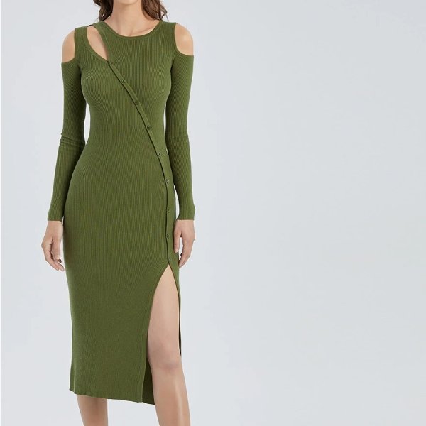 绿色针织连衣裙
