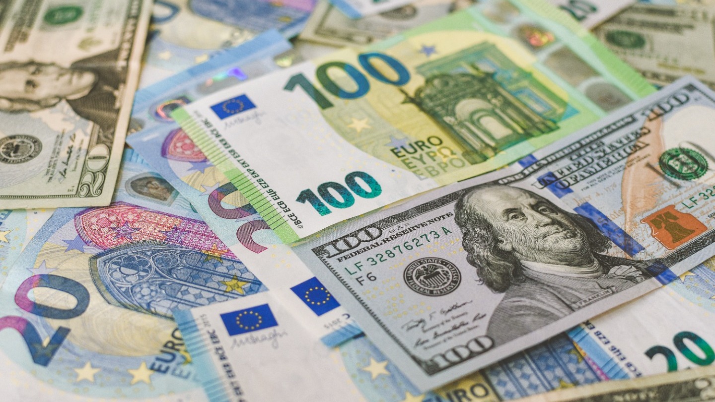 1月08日加拿大汇率查询- 加元连跌七日创近一个月新低，油市和地缘经济冲击市场情绪！