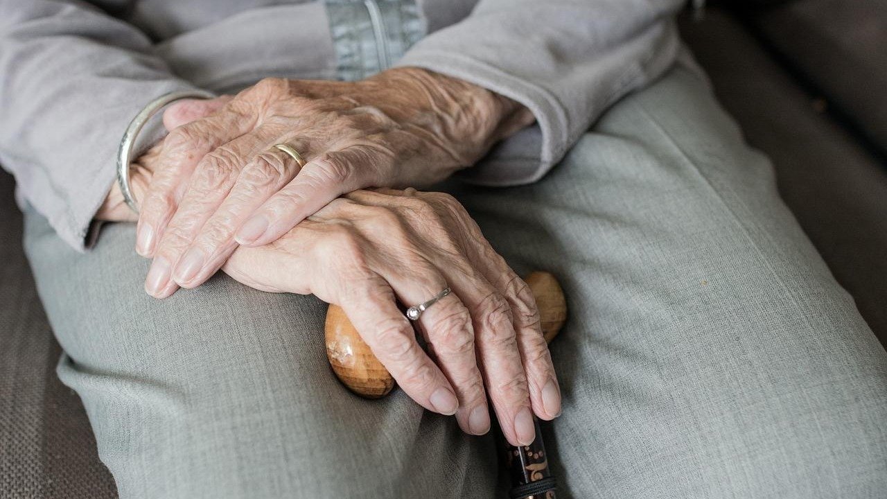 涨钱了！75岁及以上加拿大人的老年保障金（OAS）永久提高10%！一年多领$800，330万老年人受益！
