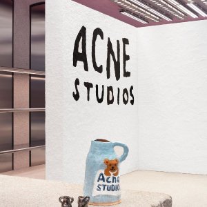 折扣升级：Acne Studios 爆款补货上新 围巾$120、笑脸卫衣多色选