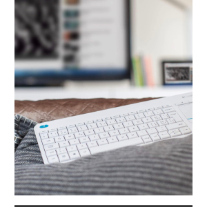LOGITECH 罗技简约颜值超高的键盘 解决在家上班的诸多不便