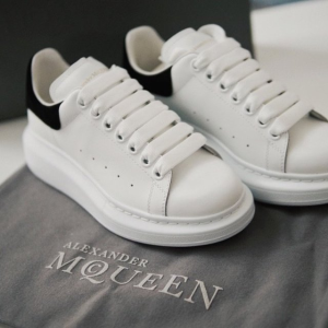 一律5折 €212收经典小白鞋Alexander McQueen 麦昆大促 小白鞋、老爹鞋史低